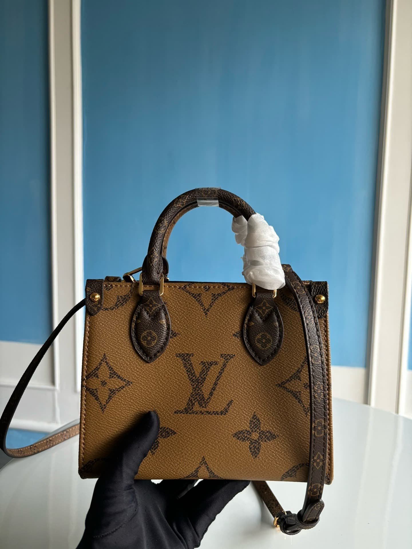 LV HandBag Onthego M46839