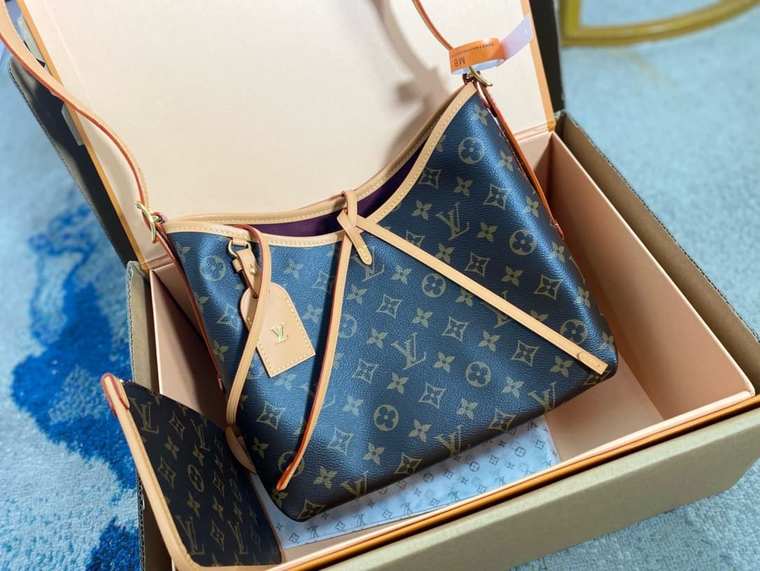 LV Carryall HandBag