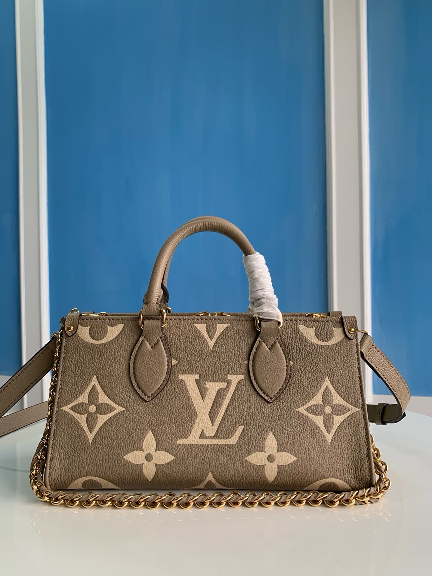 LV HandBag Onthego M23641