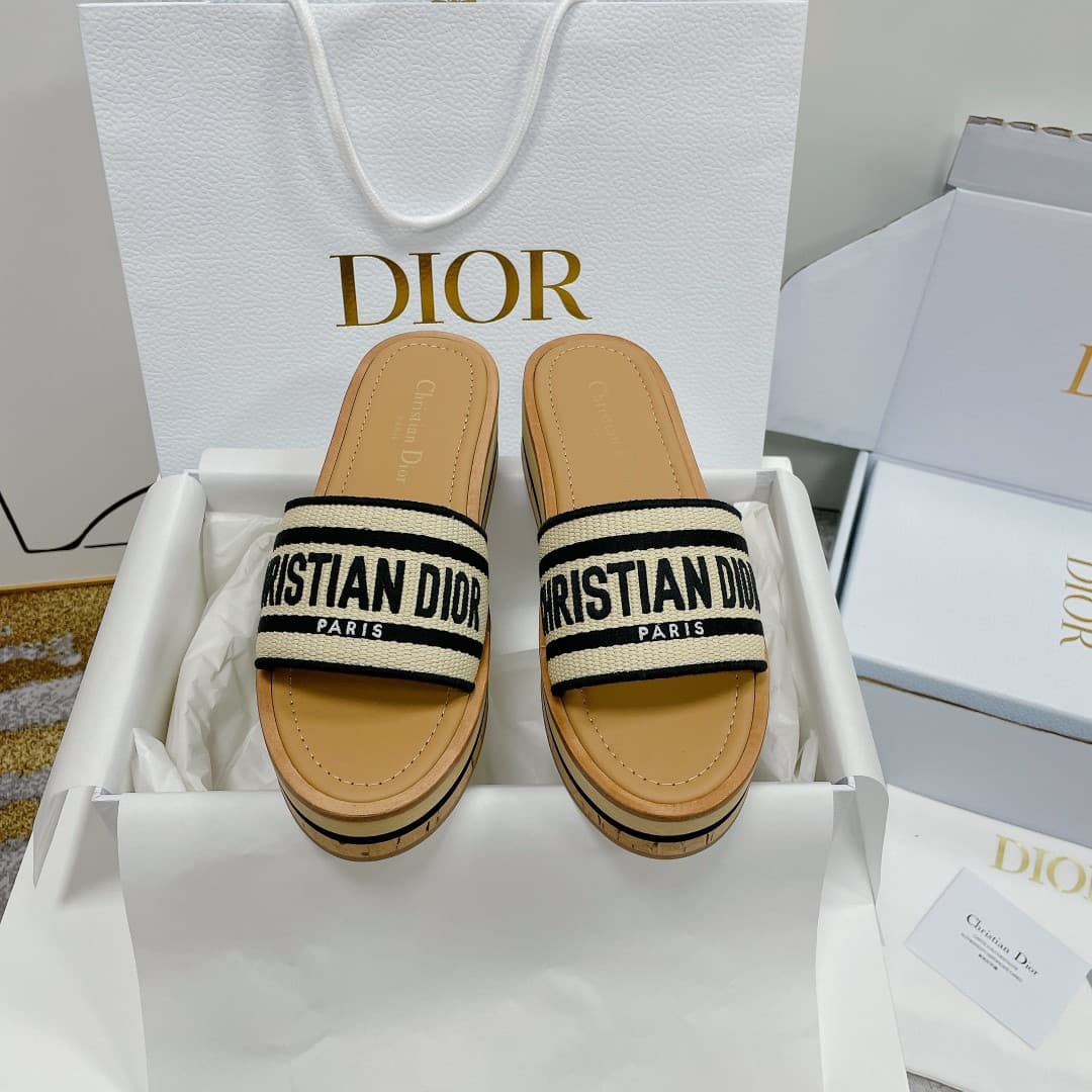 Dior Woman Slippers