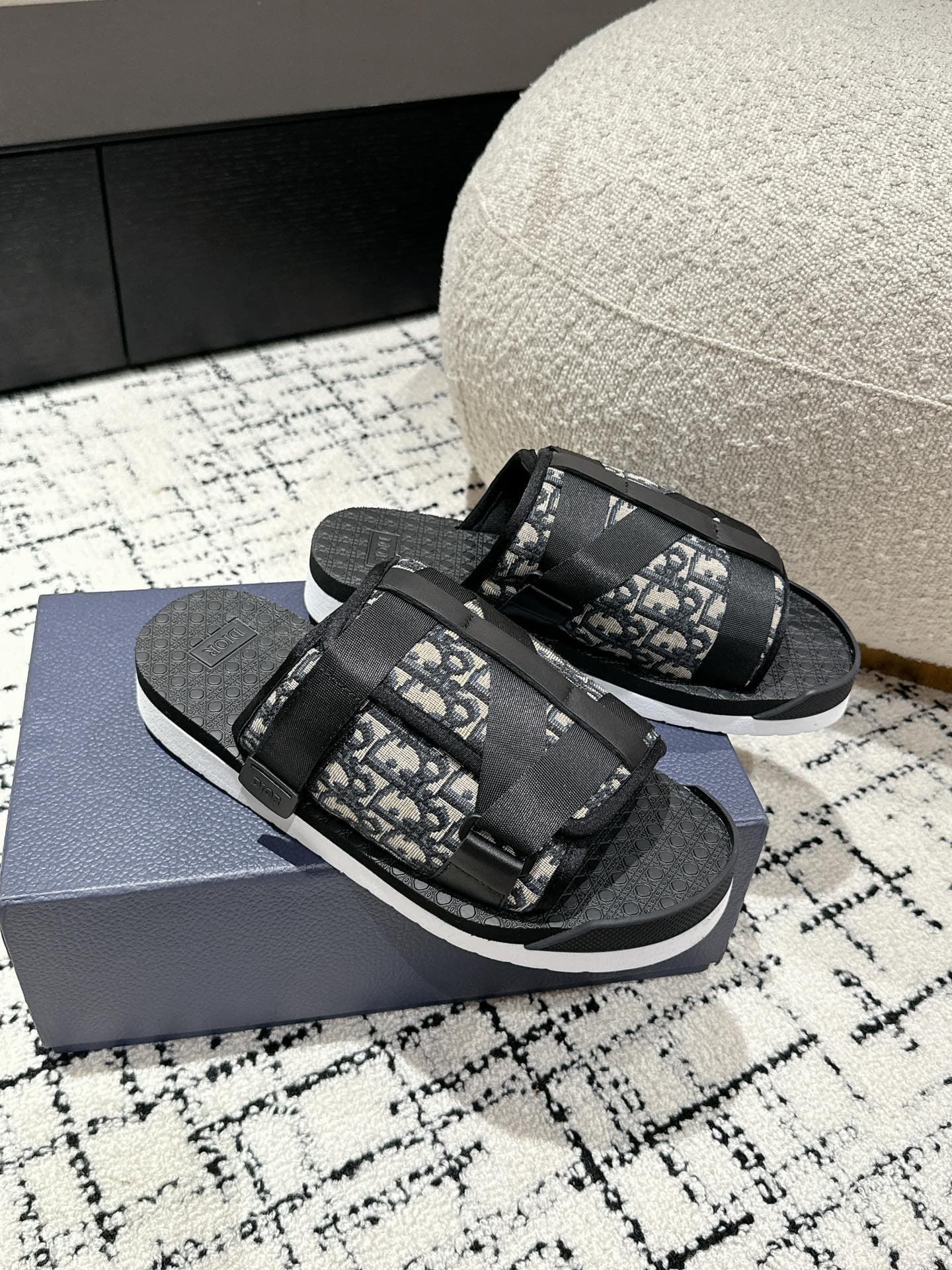 Dior Man Slippers