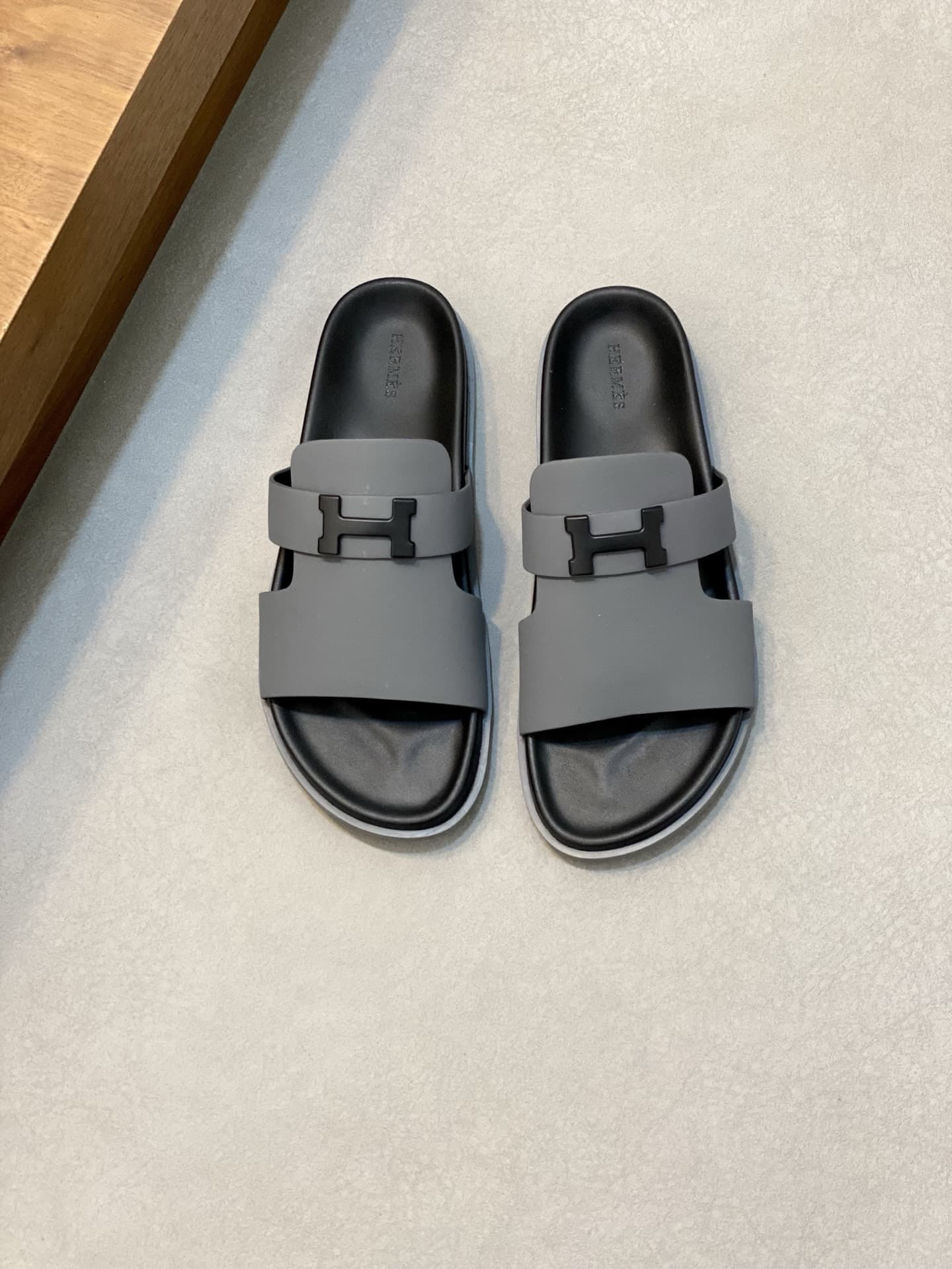 Hleather Couple Slippers