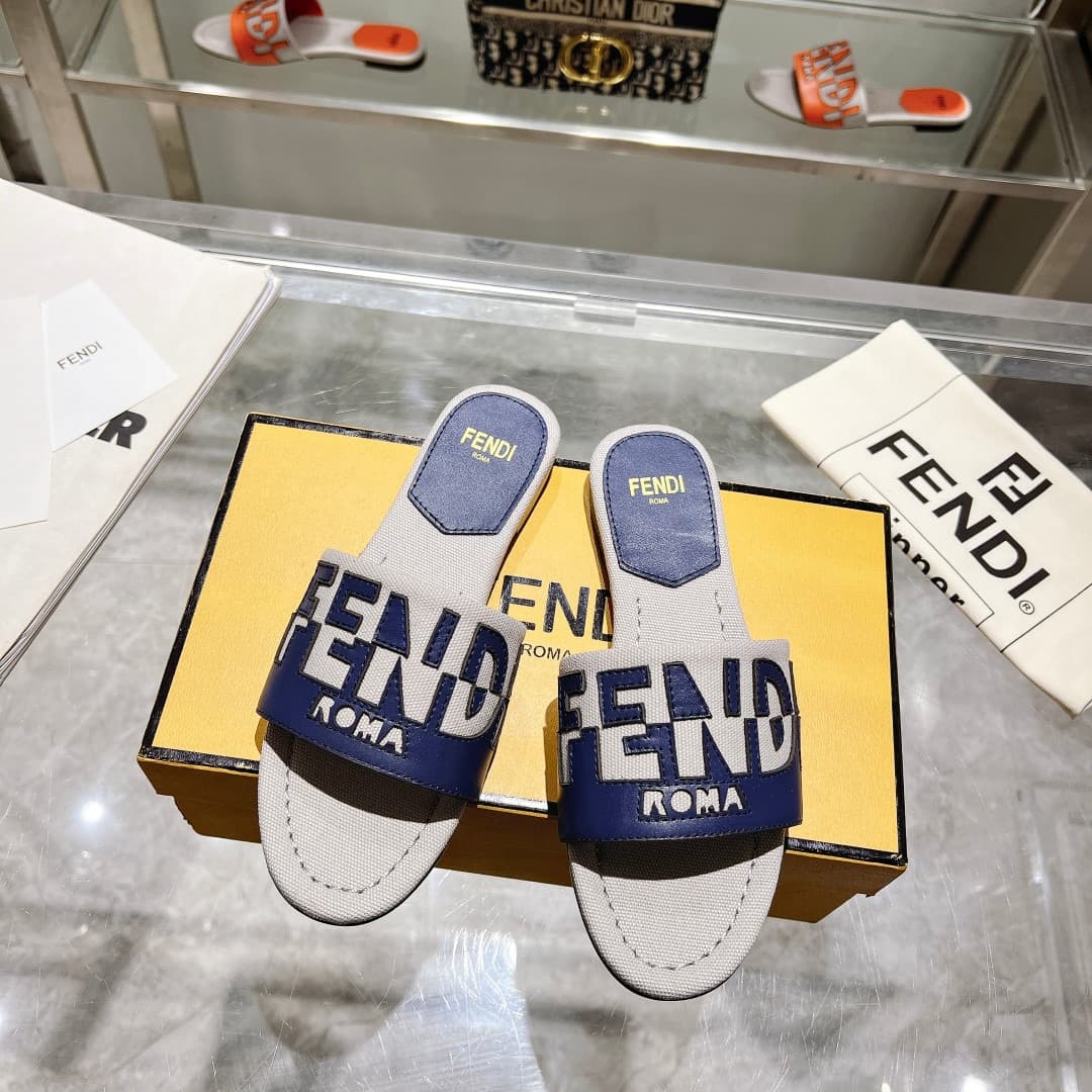 Fendi Woman Slippers