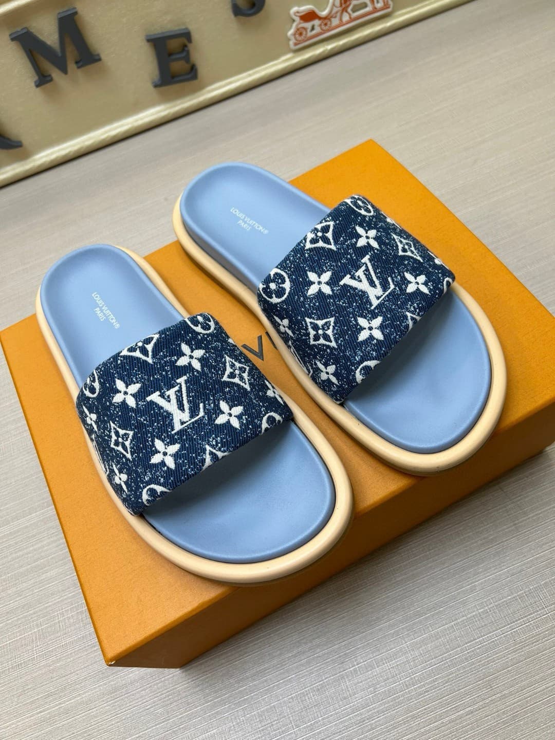 LV Couple Slipper