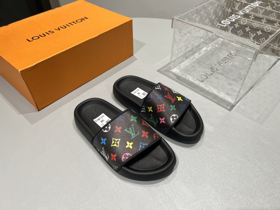 LV Couple Slipper