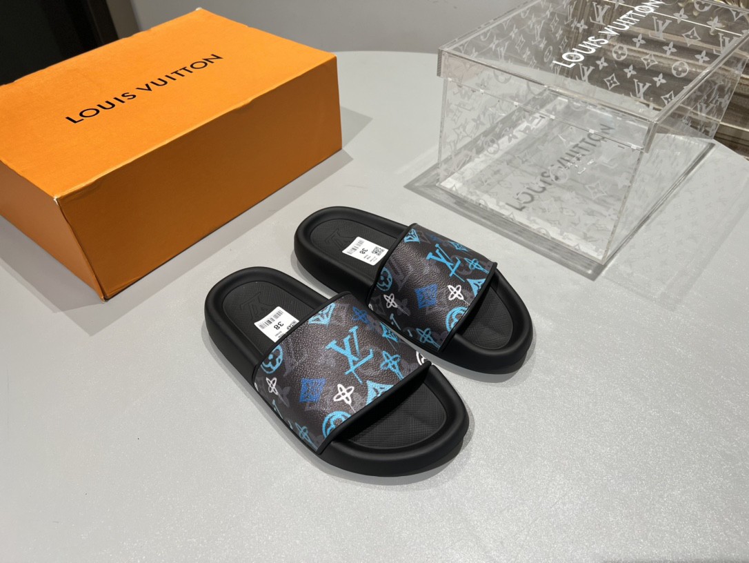LV Couple Slipper