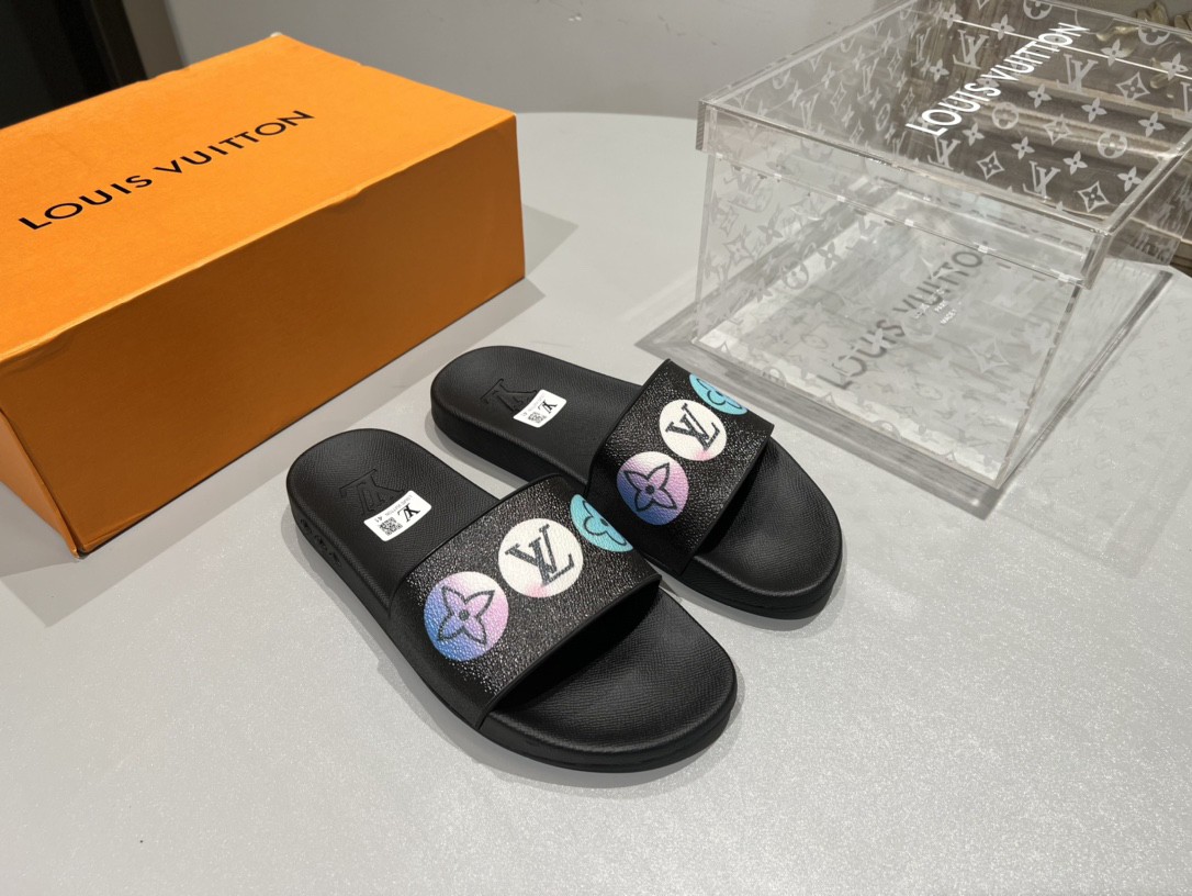 LV Couple Slipper