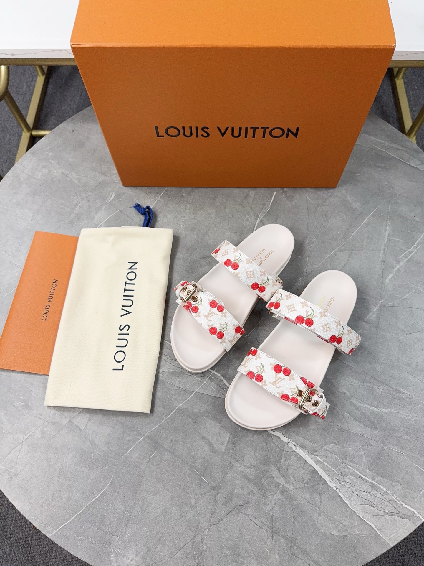 LV Couple Slipper