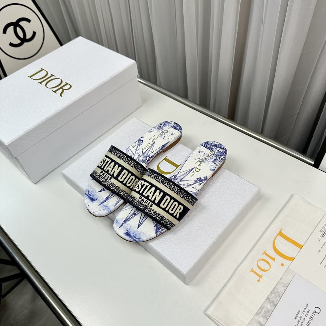 Dior Woman Slippers