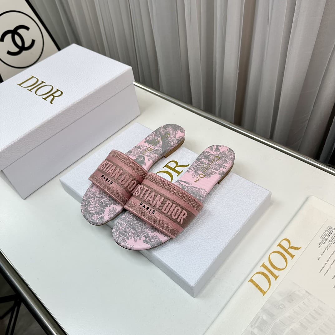 Dior Woman Slippers