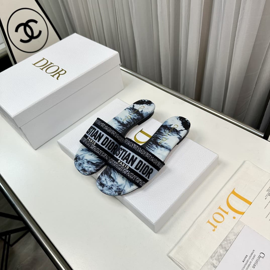 Dior Woman Slippers