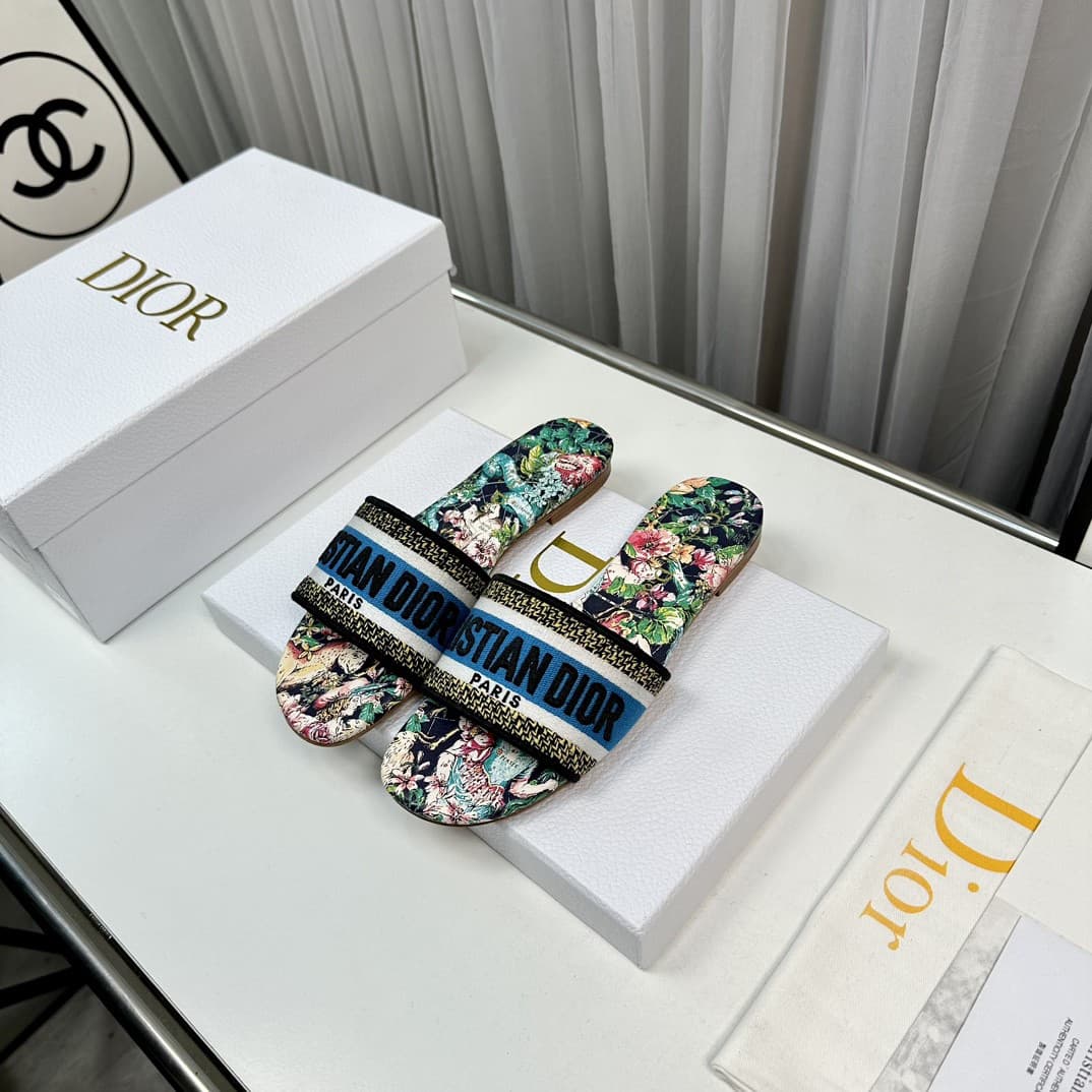 Dior Woman Slippers