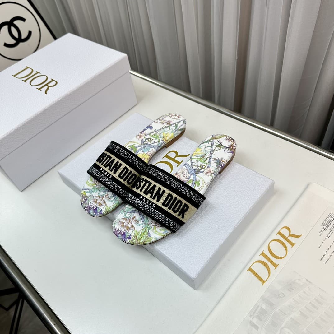 Dior Woman Slippers