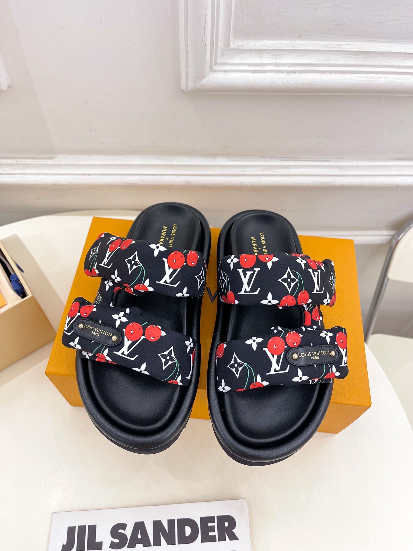 LV Couple Slipper