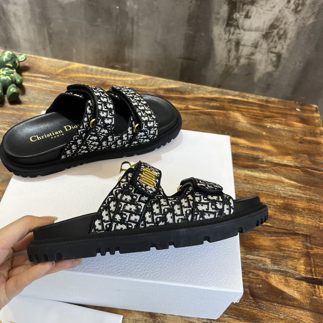 Dior Woman Slippers