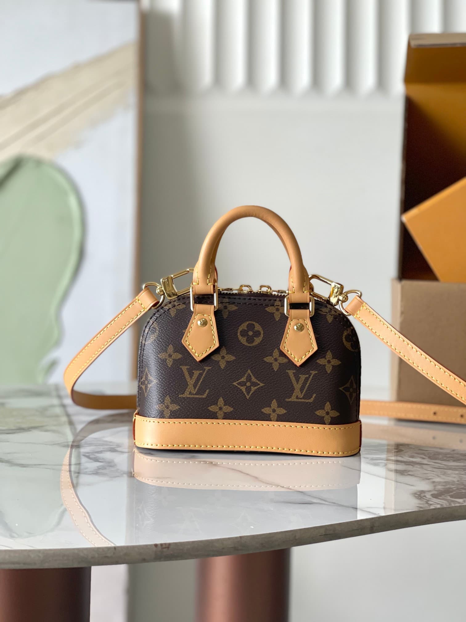 LV Bag M82717