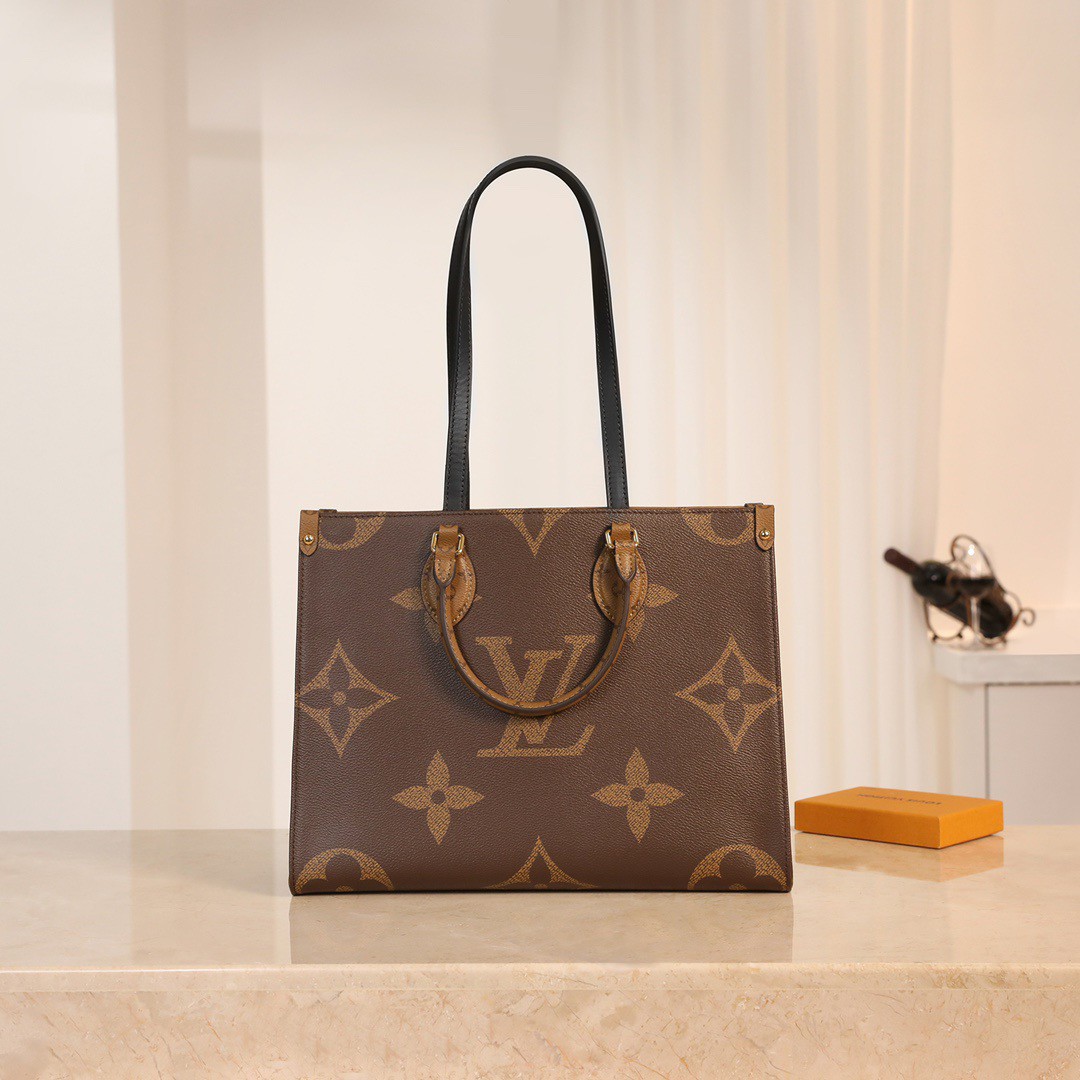 LV Bag M45039