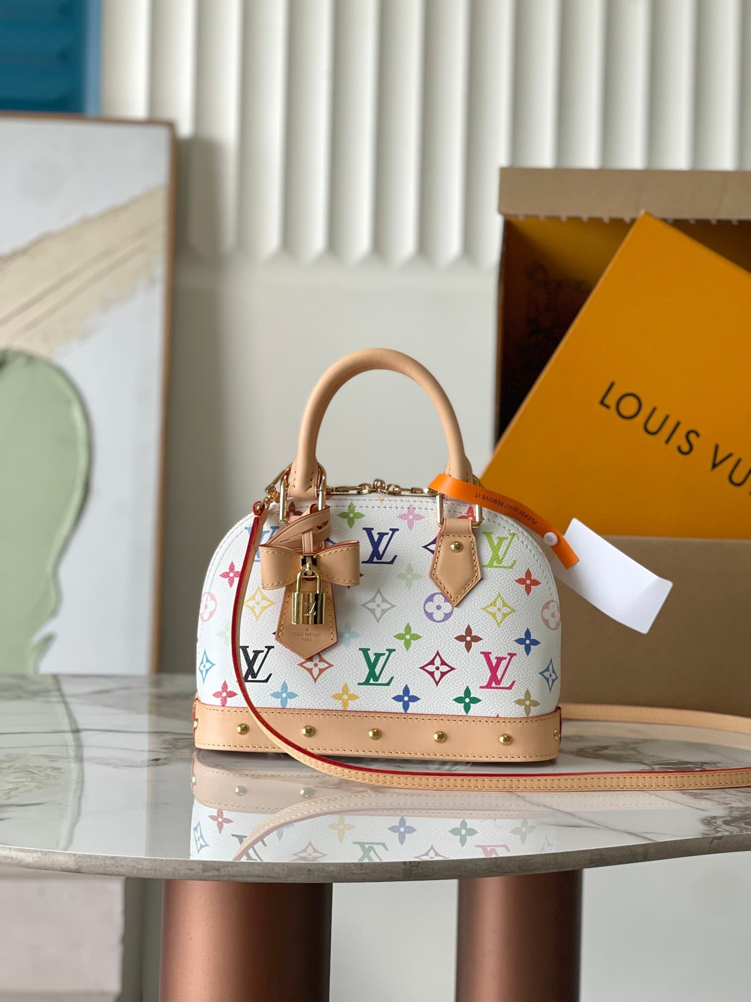 LV Bag M13078