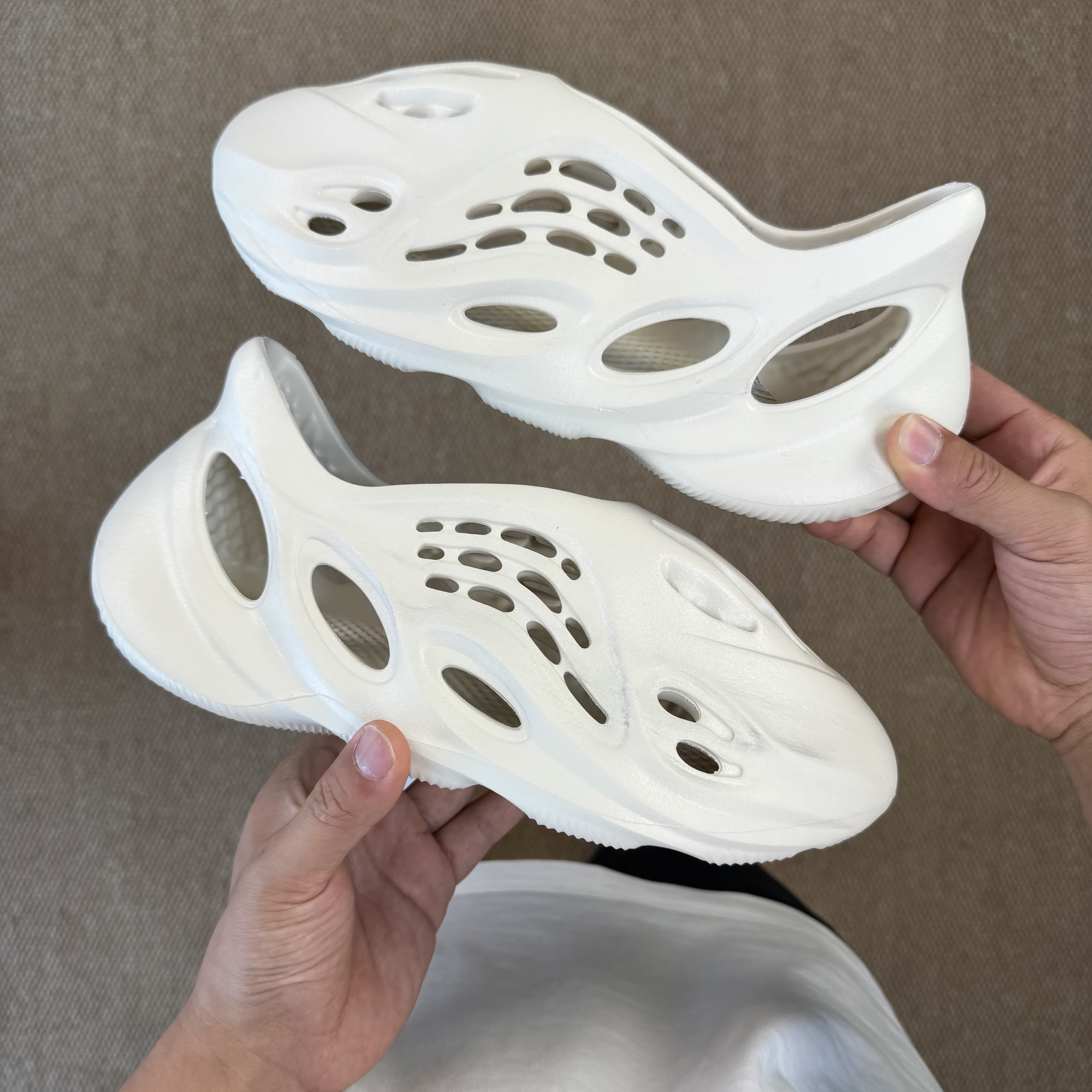 Yeezy Foam Runner FY4567