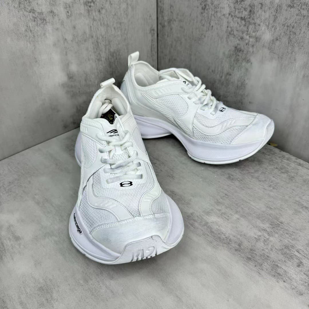 Balenciaga 12.5