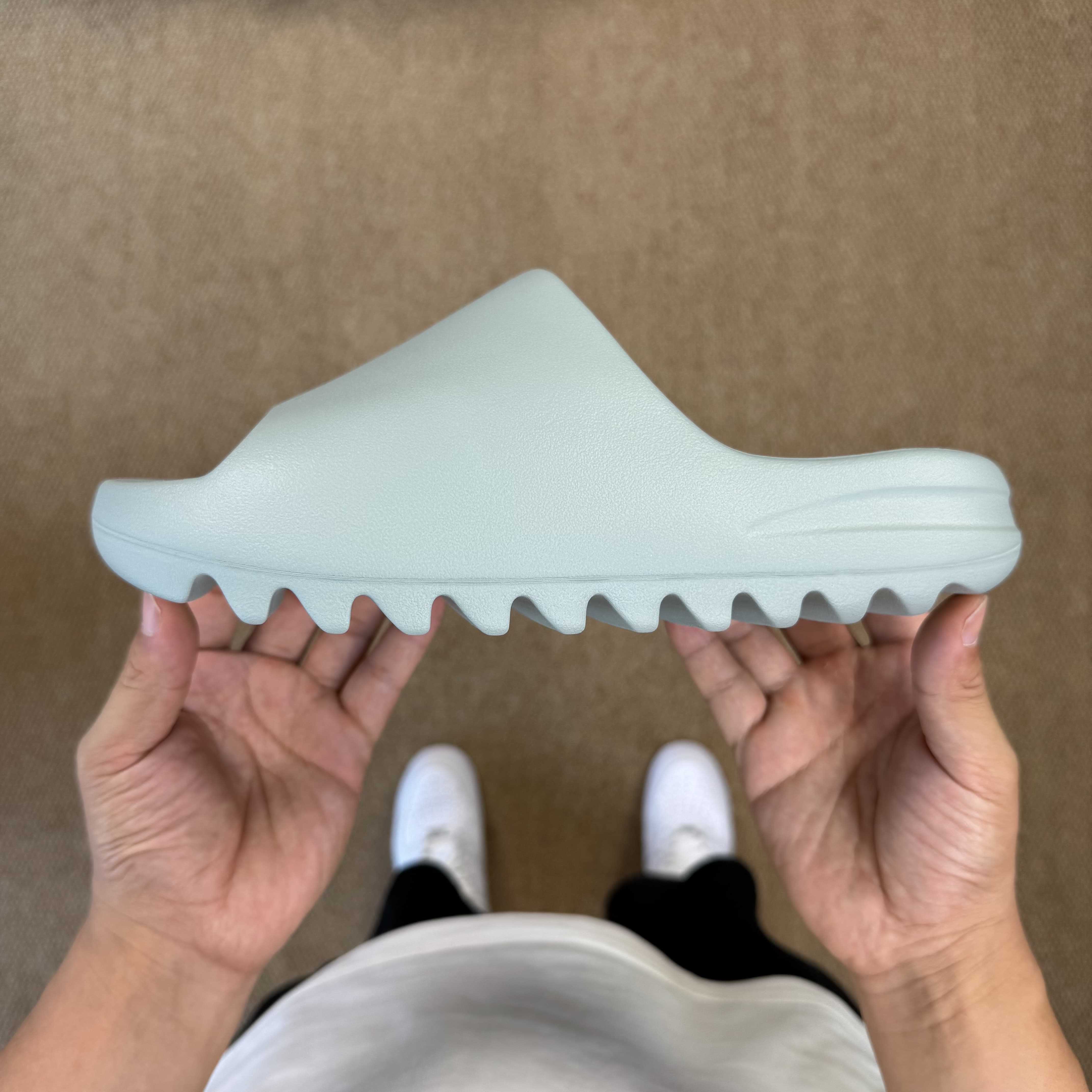 Yeezy Slide ID5480
