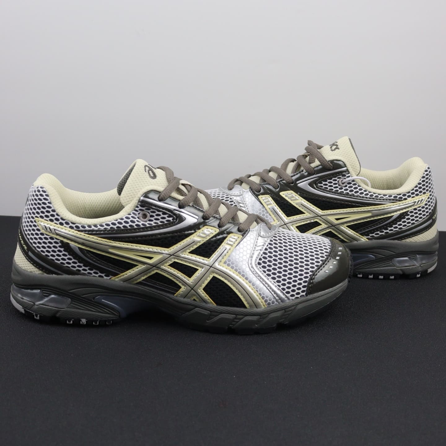 Asics Trainers Shoes Gel-DS Trainer 14
