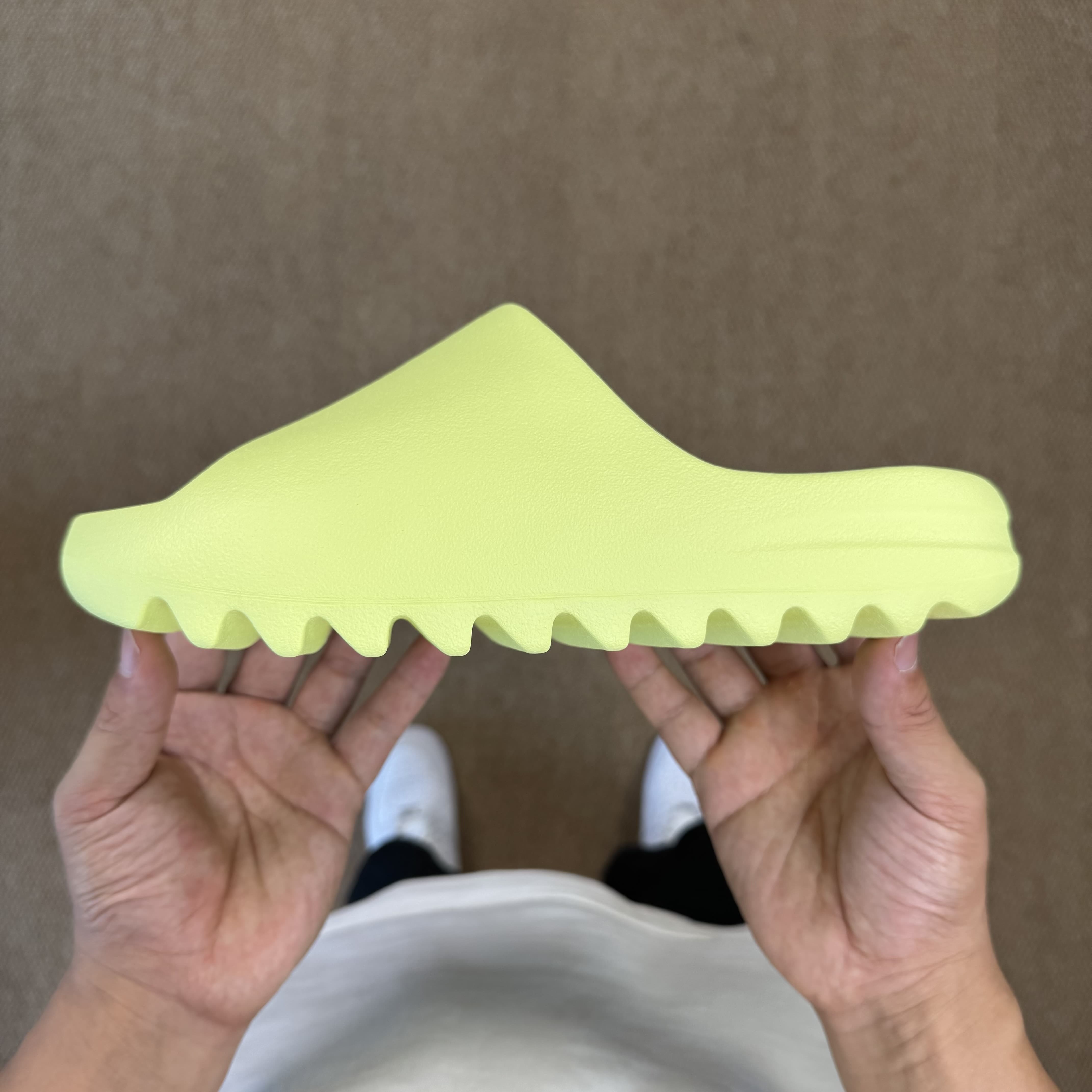 Yeezy Slide HQ6447