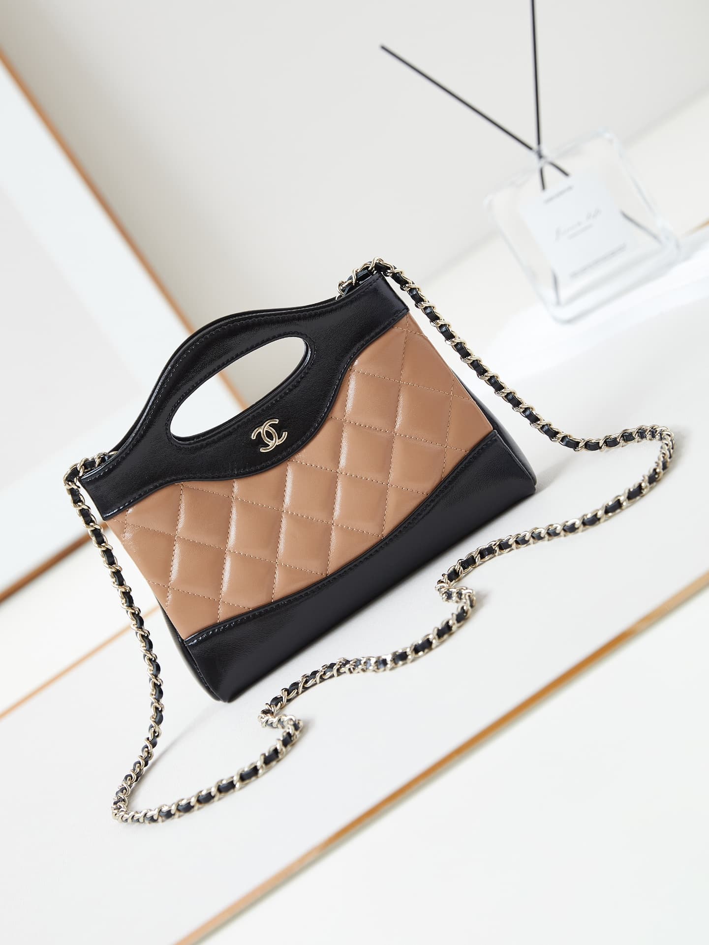 Chanel 31Bag AS3656