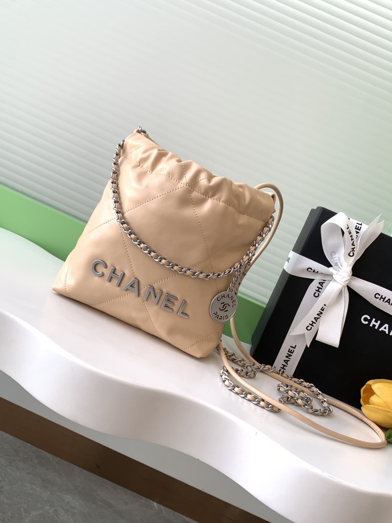 Chanel 22 Bag AS3980