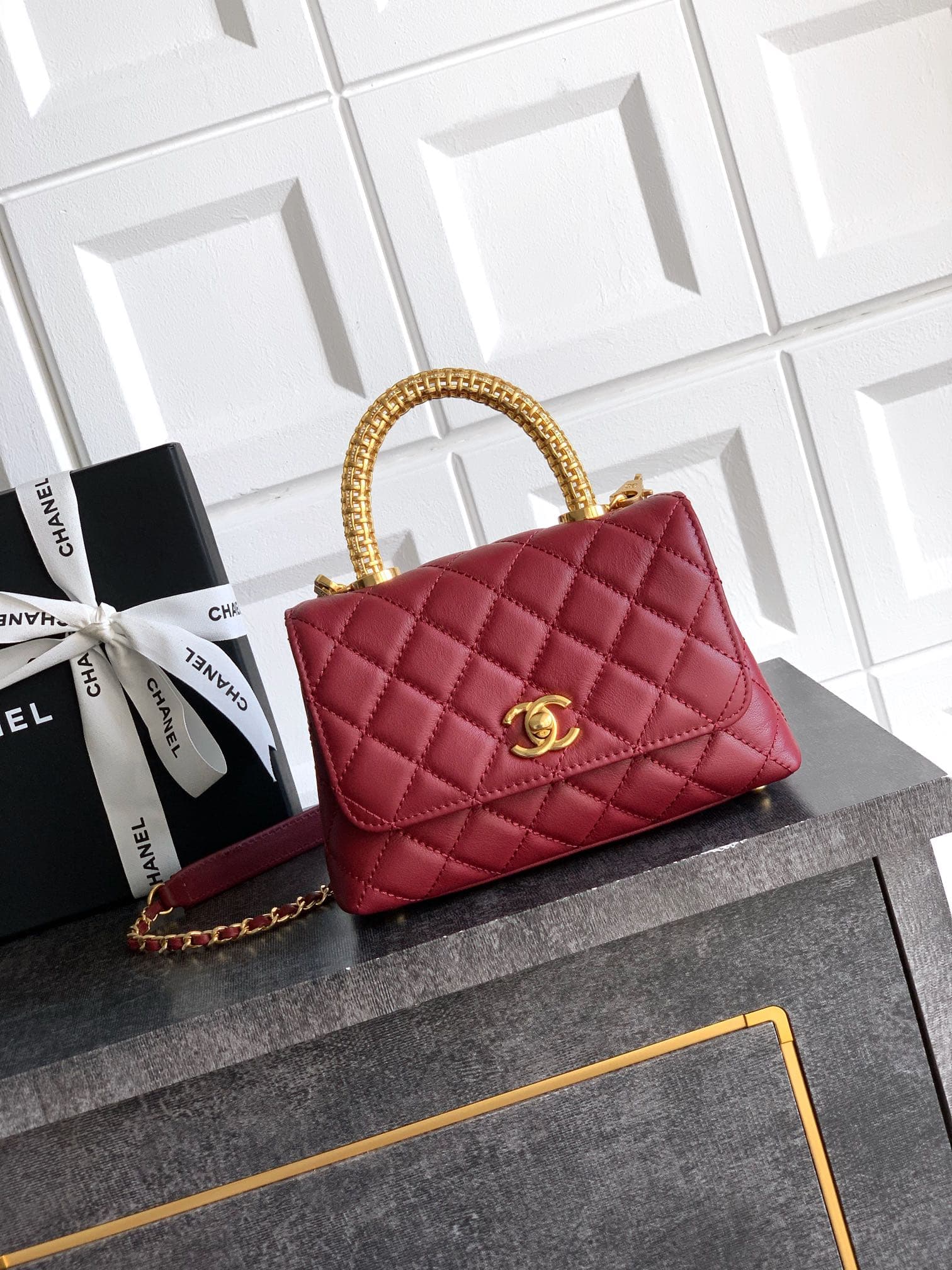 Chanel Coco Handle 2215