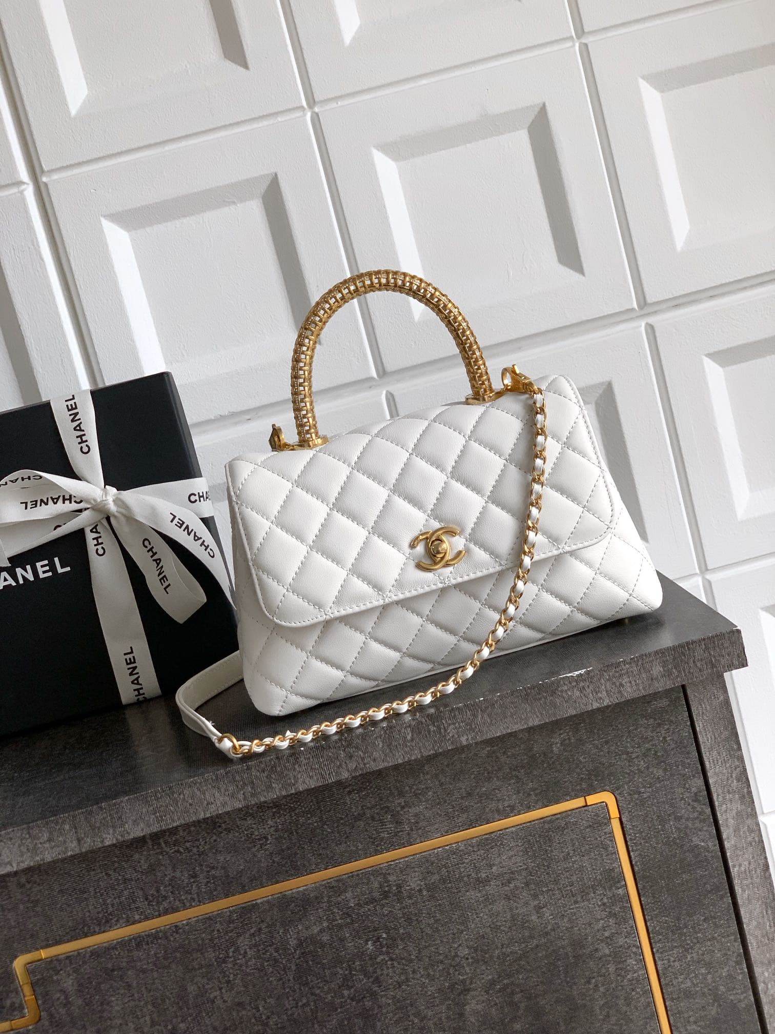 Chanel Coco Handle 2216