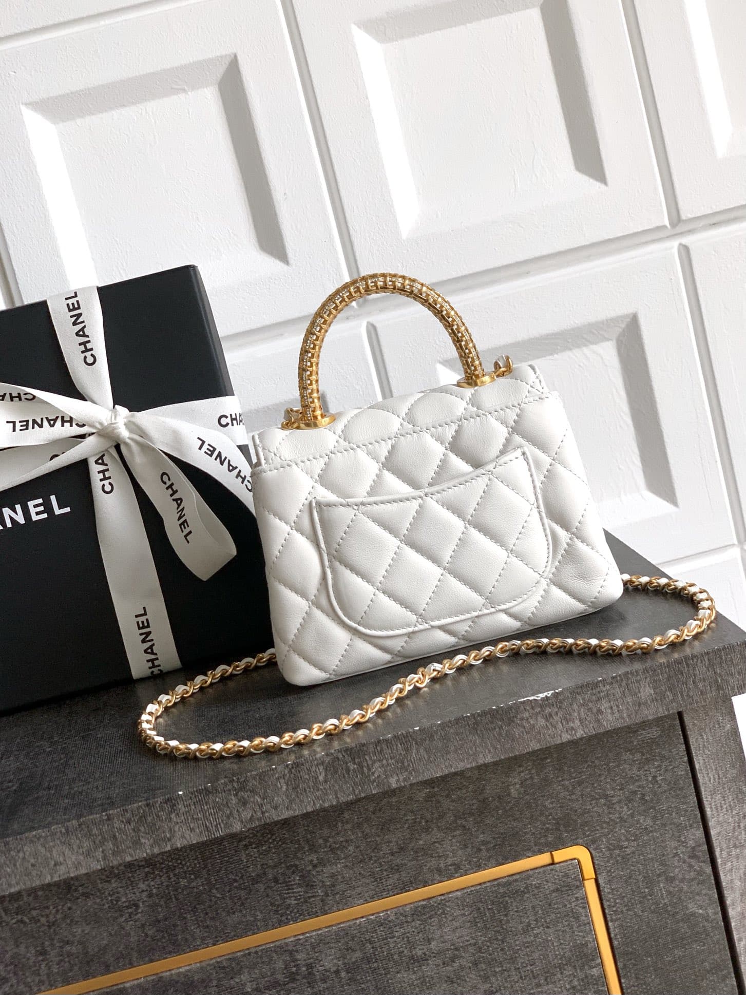 Chanel Coco Handle 2214