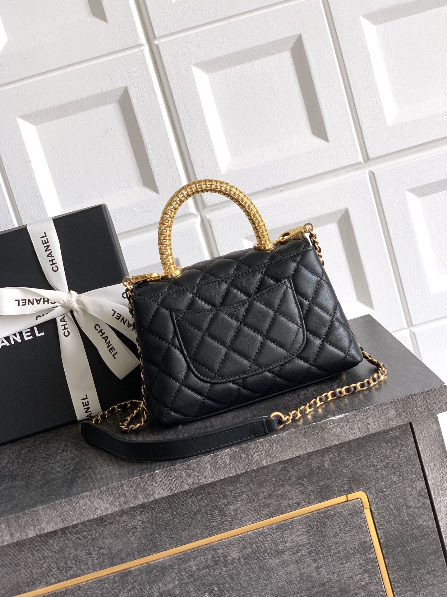 Chanel Coco Handle 5515