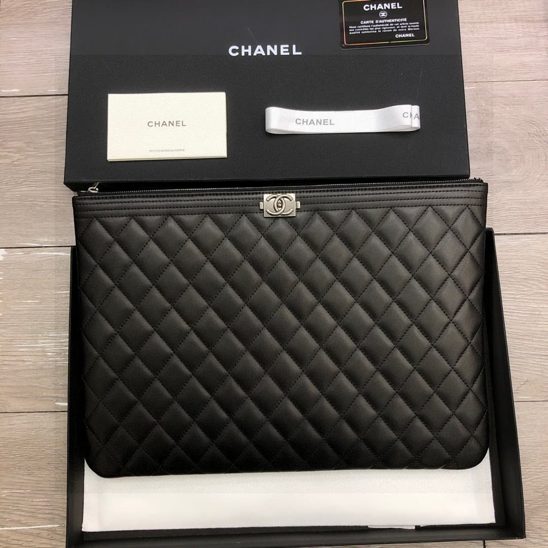 Chanel Leboy 9847