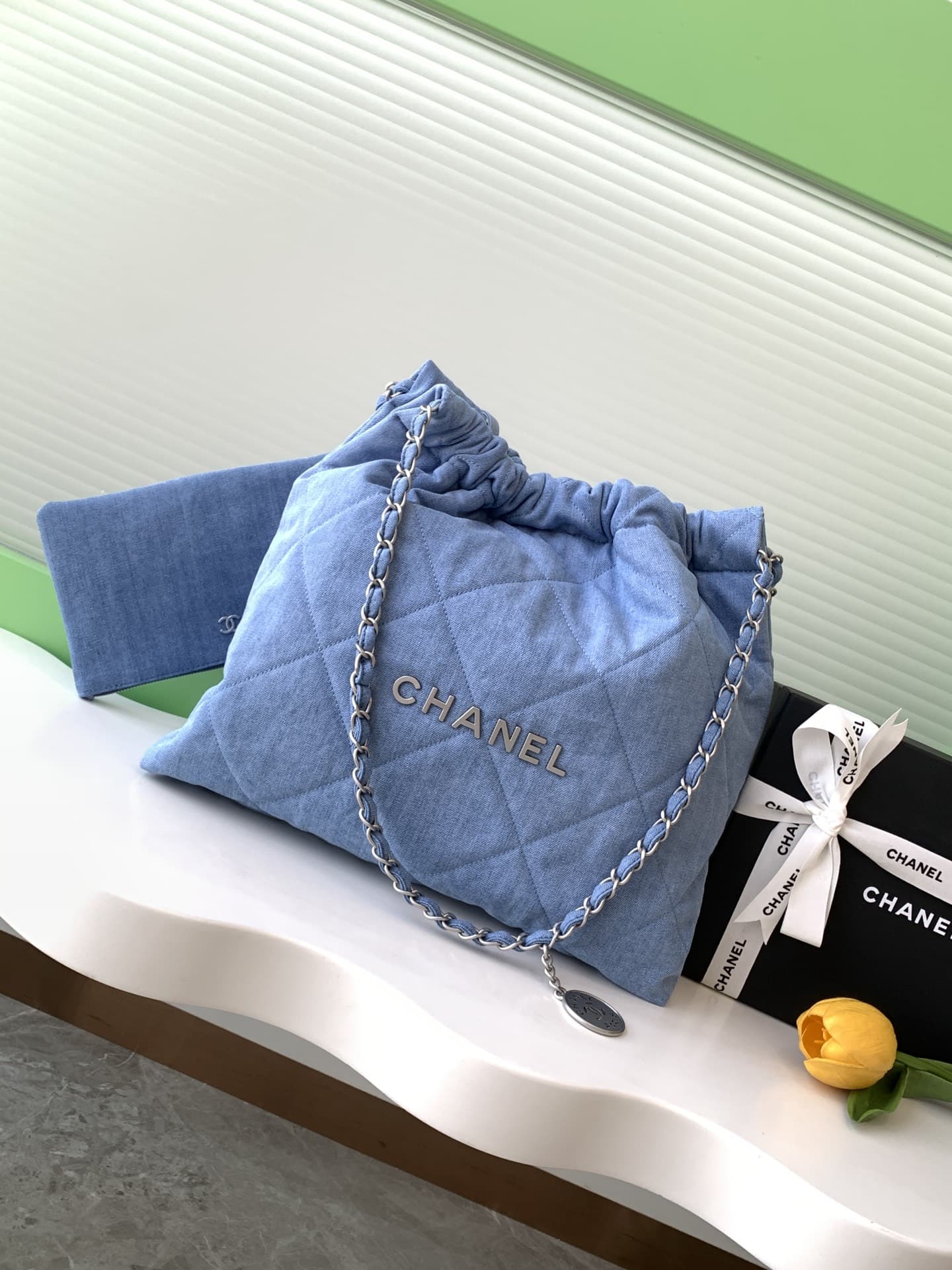 Chanel 22 Bag AS3261