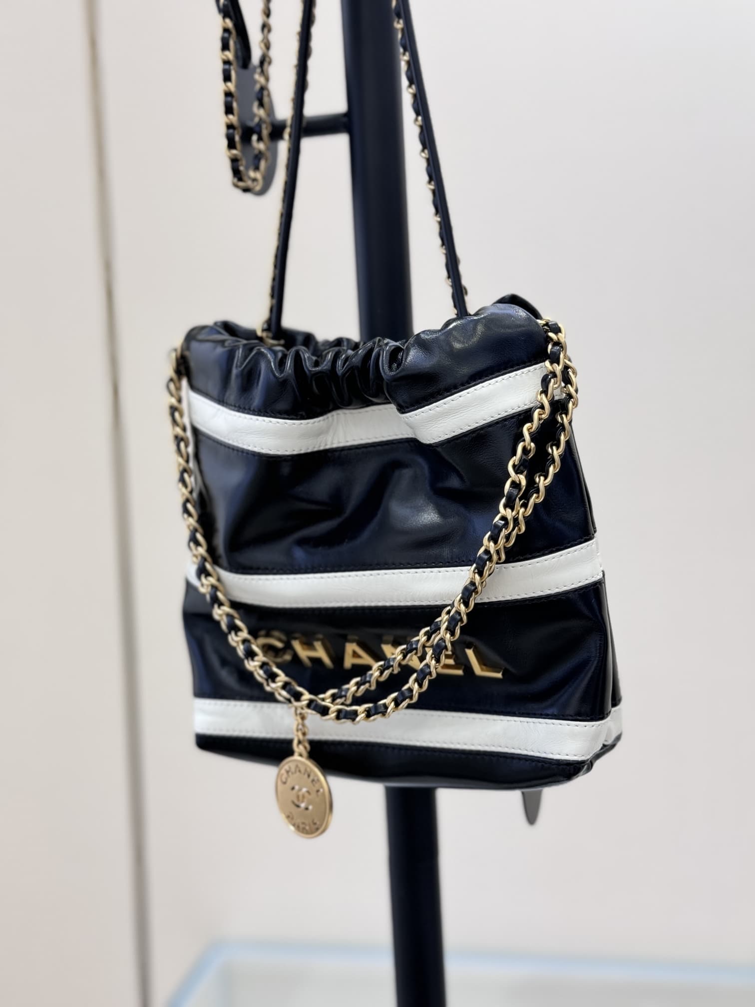 Chanel 22 Bag 3980