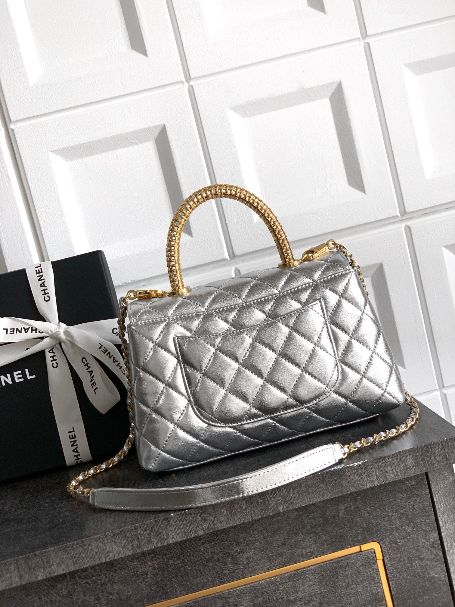 Chanel Coco Handle 2216