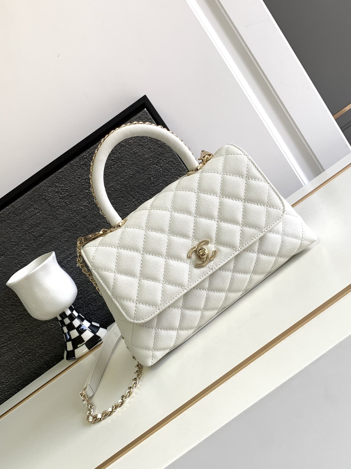 Chanel Coco Handle 92990