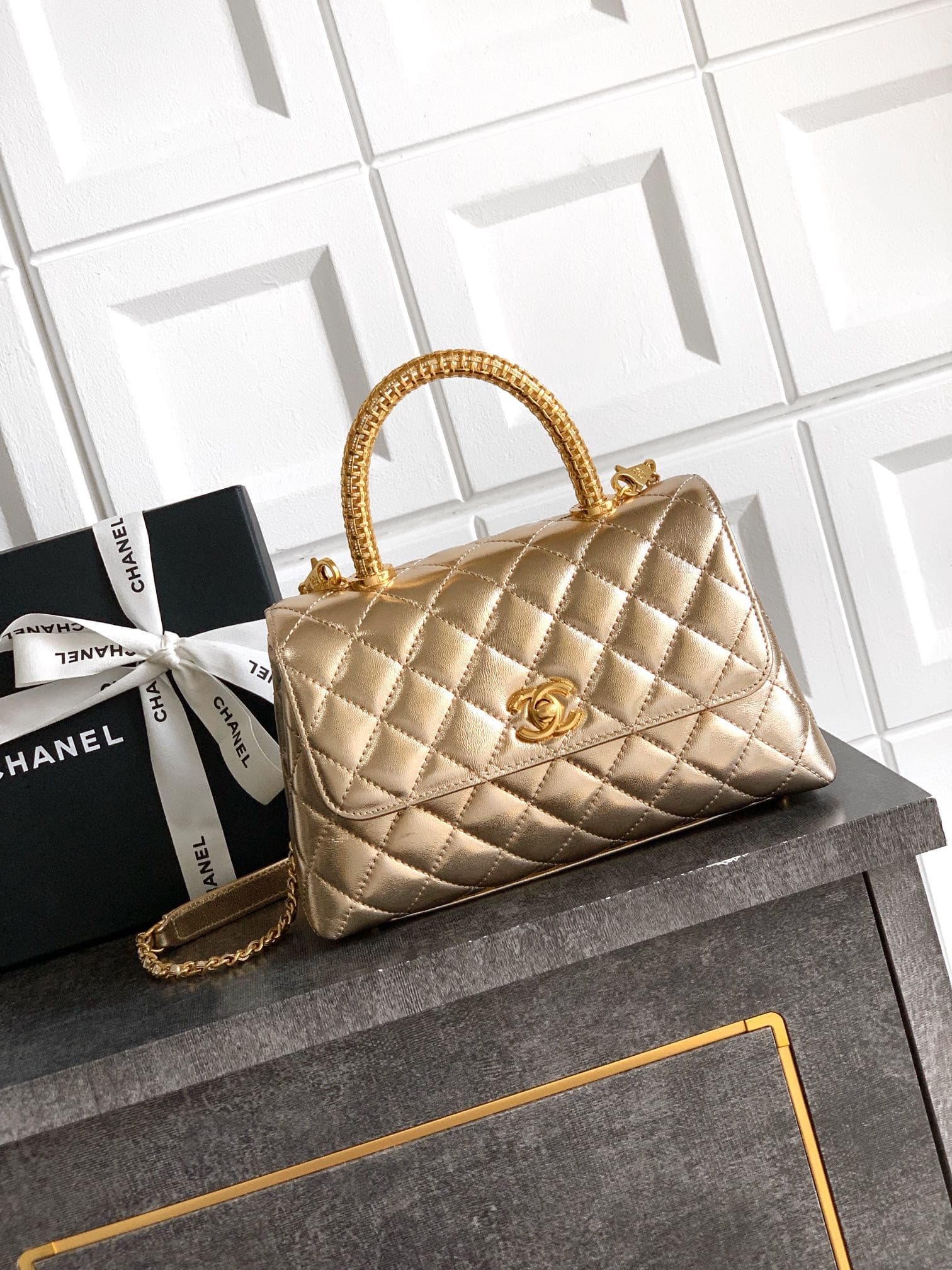 Chanel Coco Handle 2216