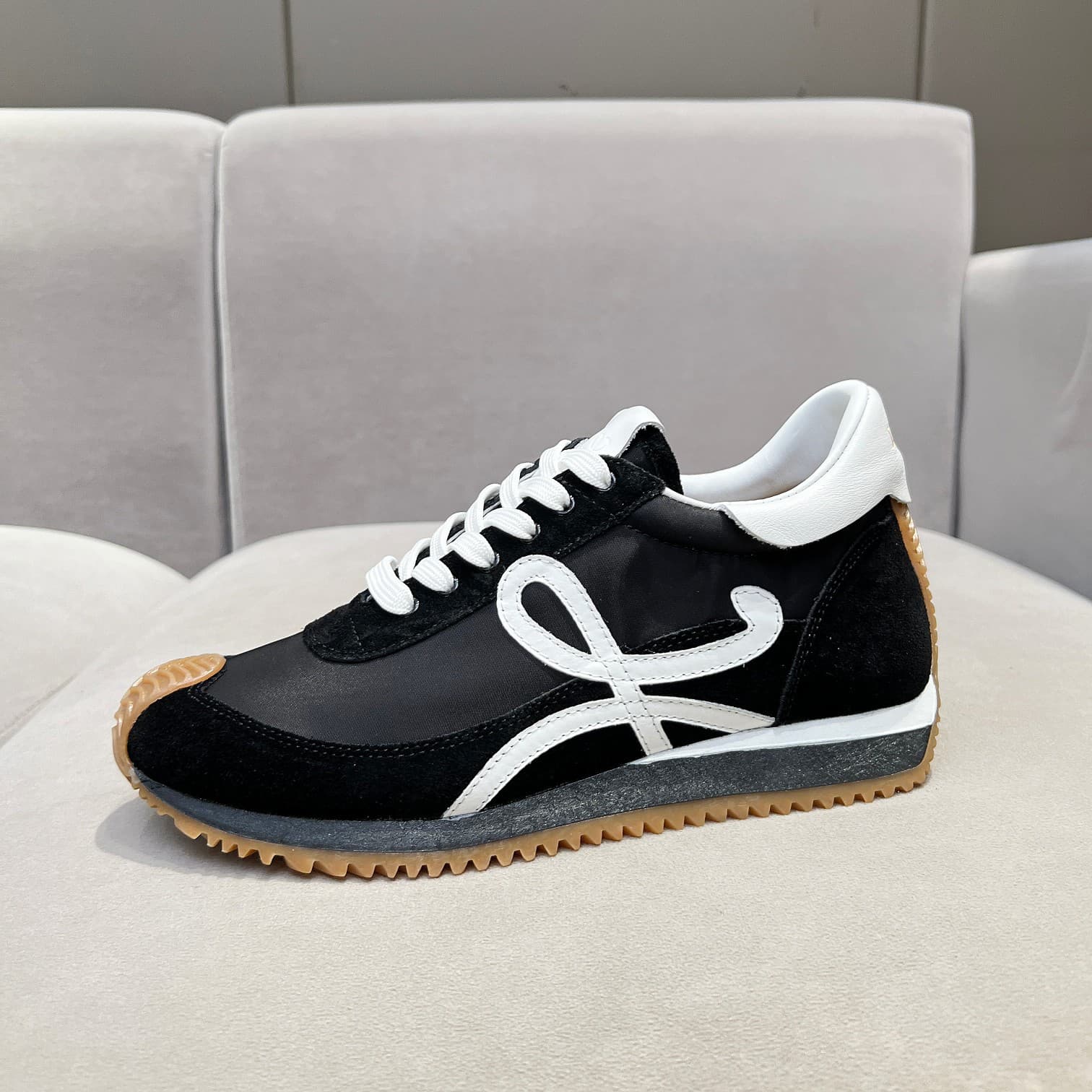Loewe Ballet Runner