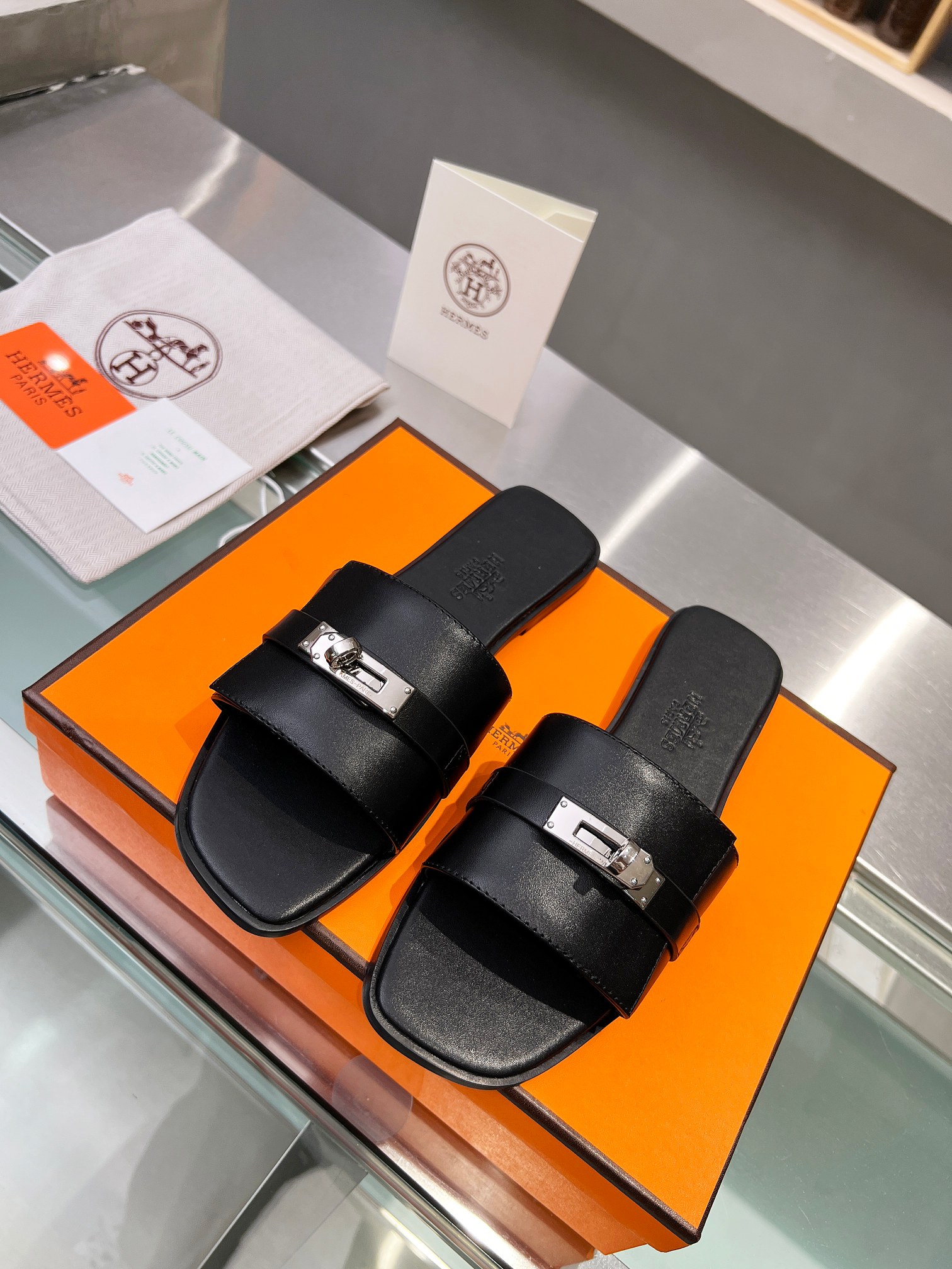 Hermes Slippers