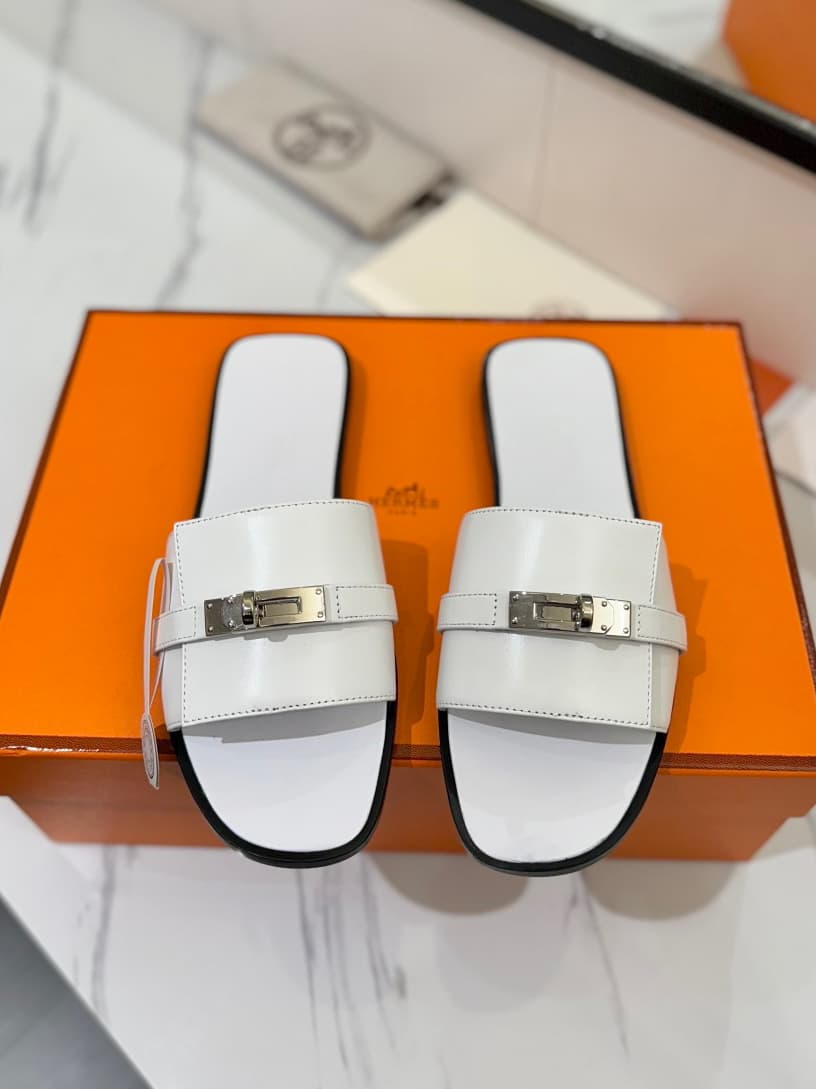 Hermes Slippers