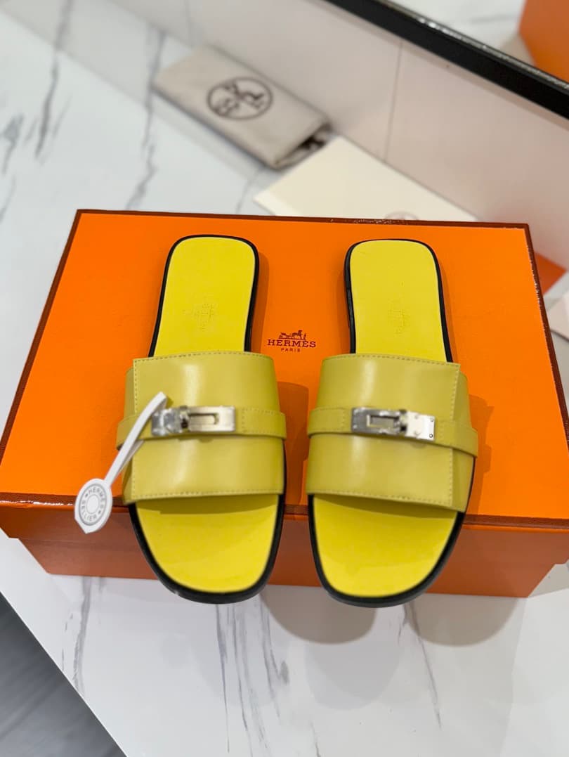 Hermes Slippers