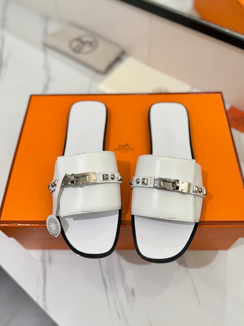 Hermes Slippers