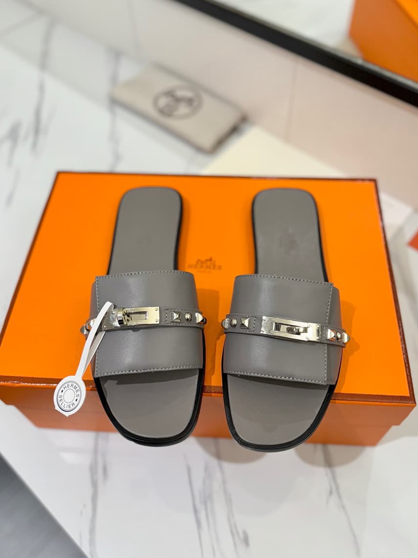 Hermes Slippers