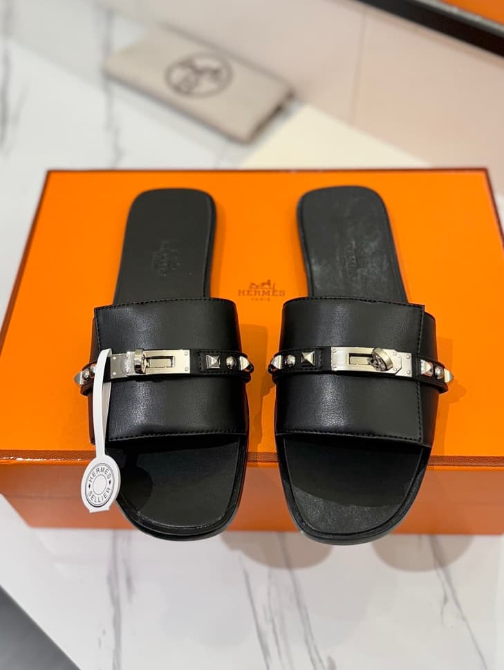 Hermes Slippers