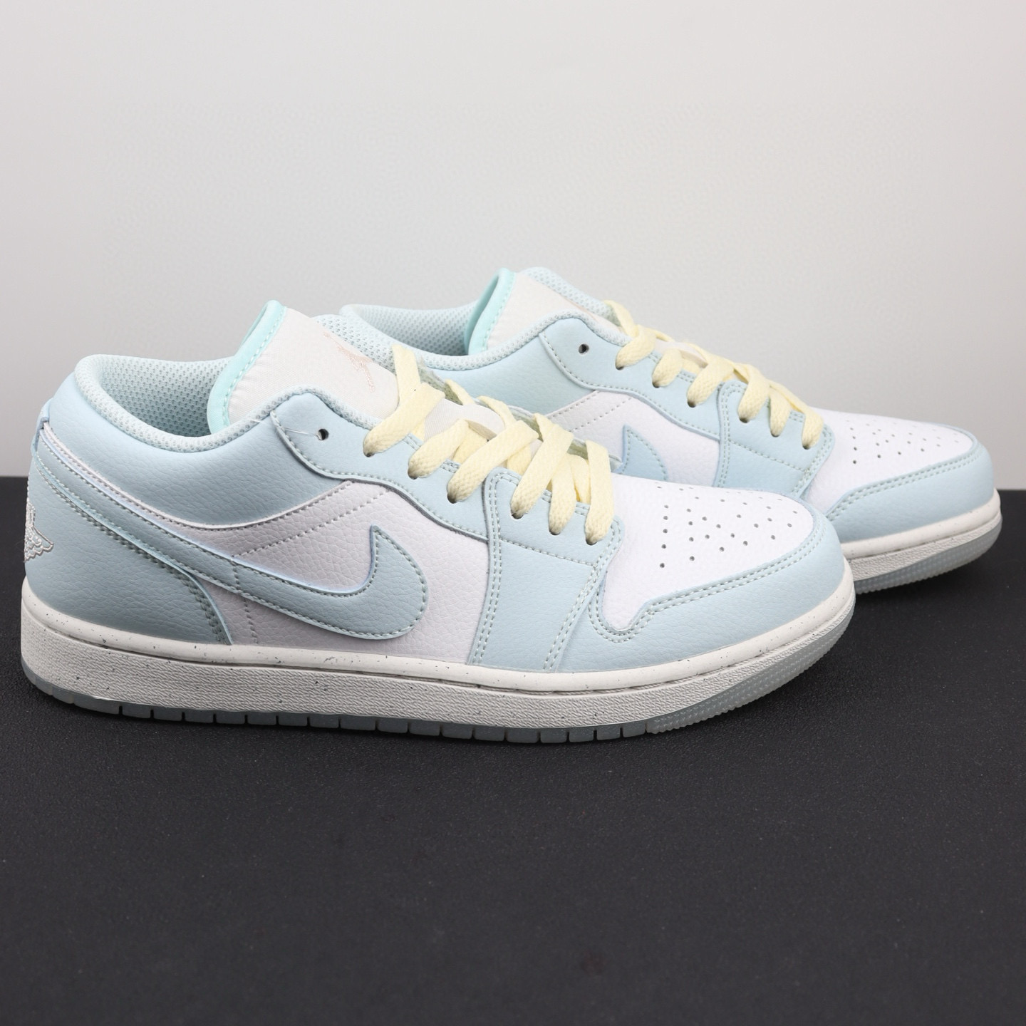 Nike Air Jordan 1 Low