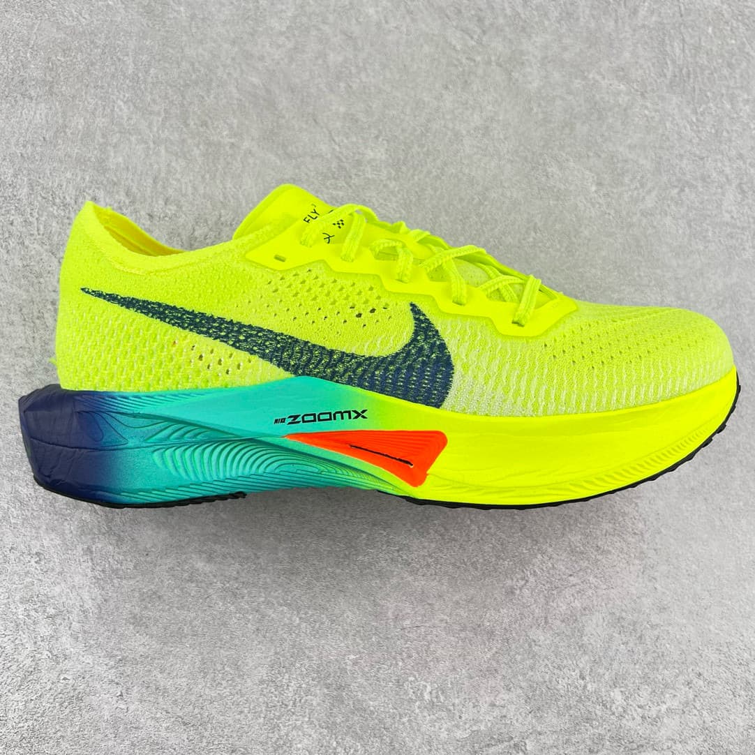 Nike  Zoomx Vaporfly Next% 3