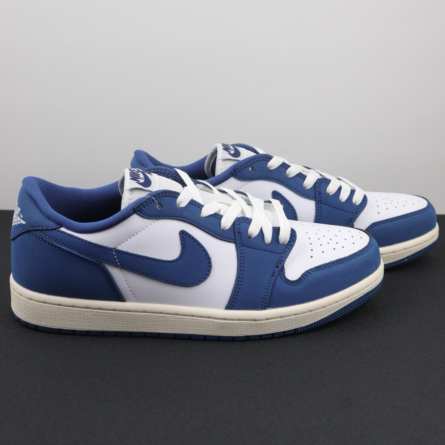 Nike Air Jordan 1 Low