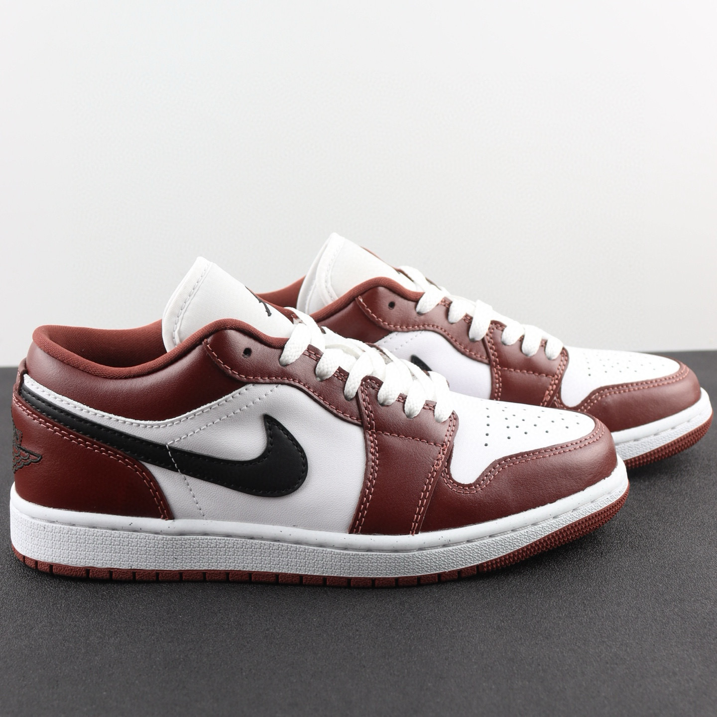 Nike Air Jordan 1 Low